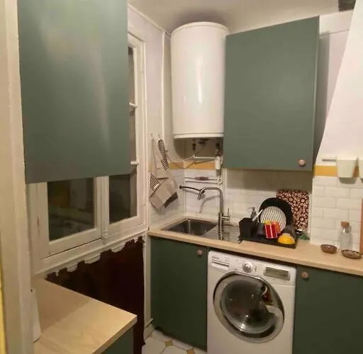 And Cosy Menilmontant Appartement